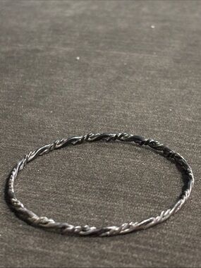 .925 Sterling Silver BANGLE BRACELET Carved Fine Jewelry Mexican Silver